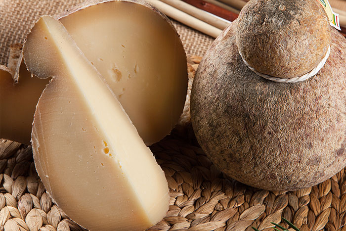 Caciocavallo di Grotta