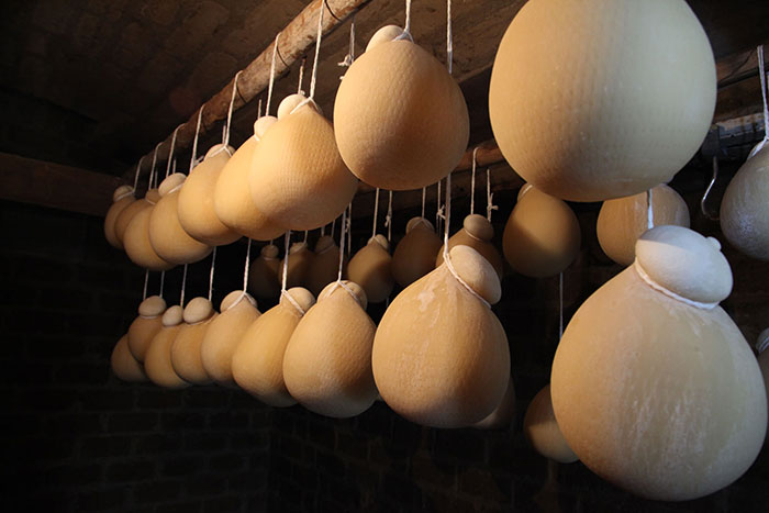 Caciocavallo Bianco
